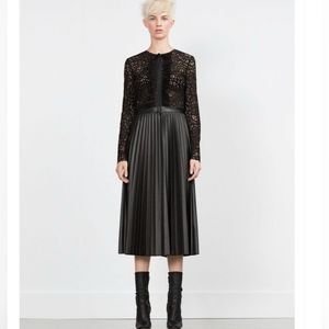 Zara Black Lace Pleated dress! Size Large.